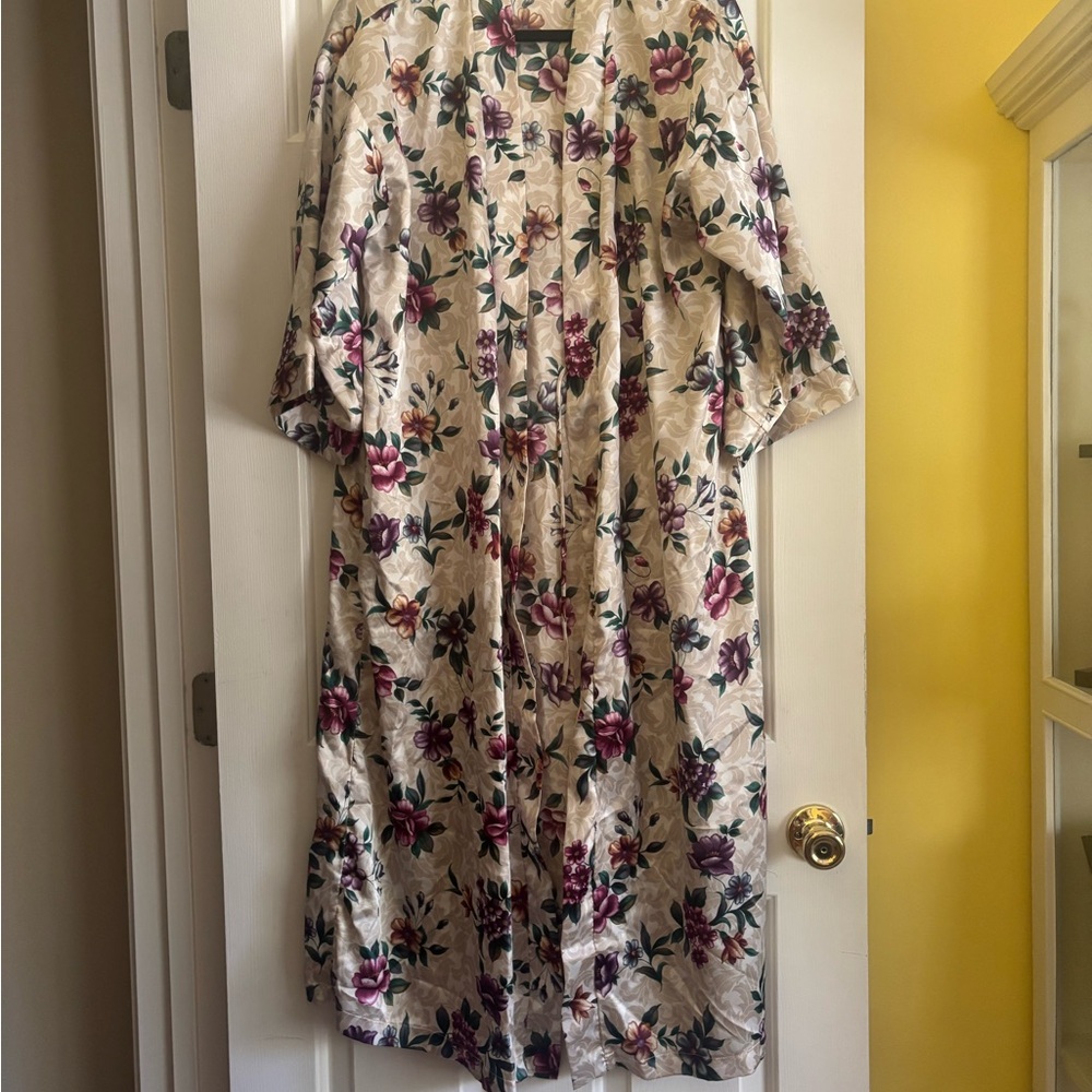 Floral Kimono Robe - Cream and Purple